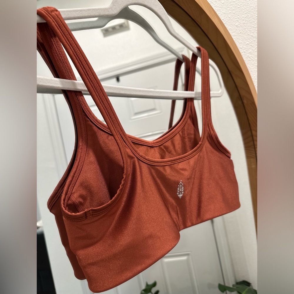 FREE PEOPLE SPORTS BRA